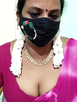 Snapshot of yoga-mithraa chatting on September 2025 06:15:02 PM yoga-mithraa online show from September 2025 06:15:02 PM