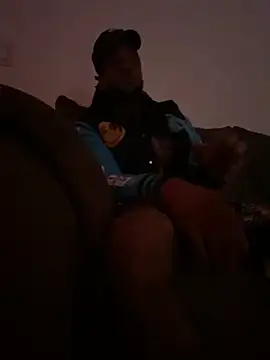 Snapshot of Taydagr8 chatting on October 2025 09:15:01 PM Taydagr8 online show from October 2025 09:15:01 PM