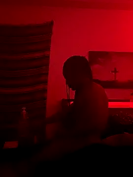 Snapshot of Taydagr8 chatting on October 2025 10:56:01 AM Taydagr8 online show from October 2025 10:56:01 AM