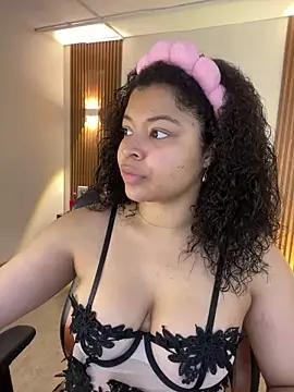 Dakota Mars online show from April 2026 03:47:01 AM