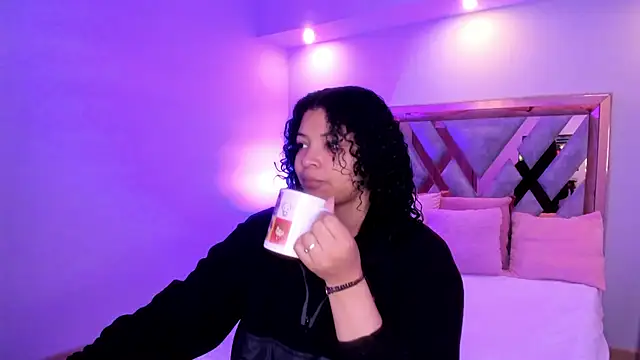 Dakota Mars online show from October 2025 12:06:02 PM