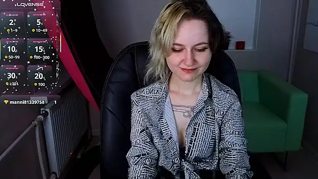 girl next doorr online show from October 2025 01:12:02 PM