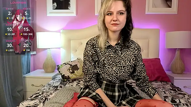 girl next doorr online show from November 2025 01:11:01 PM