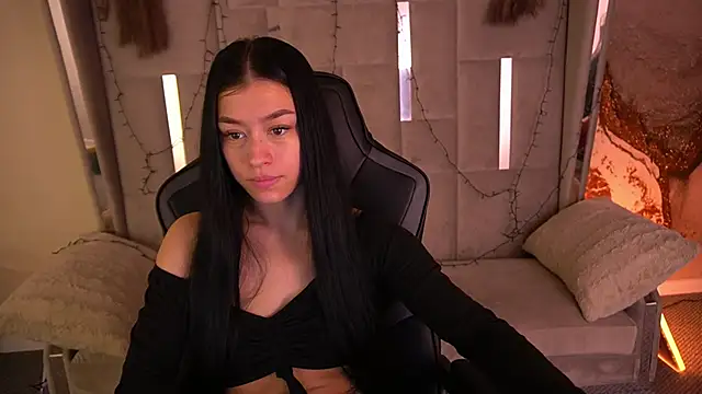 FataleNellie online show from April 2026 09:41:01 PM