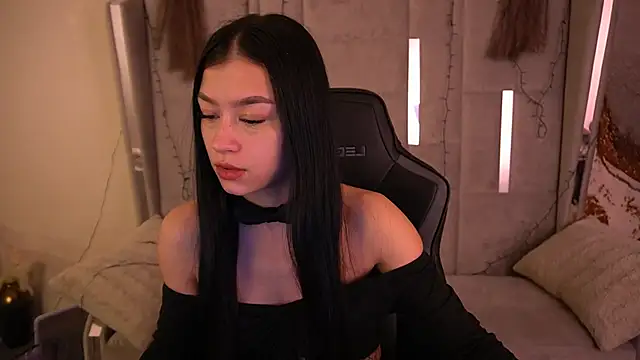 FataleNellie online show from April 2026 08:27:01 PM