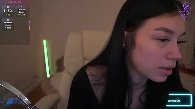 FataleNellie online show from April 2026 08:44:02 PM