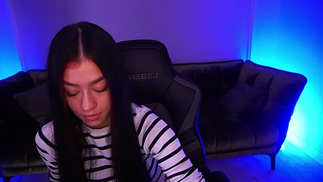 FataleNellie online show from November 2025 10:37:01 PM