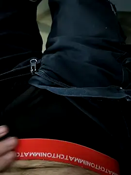 fergi1999 online show from November 2025 09:09:02 AM