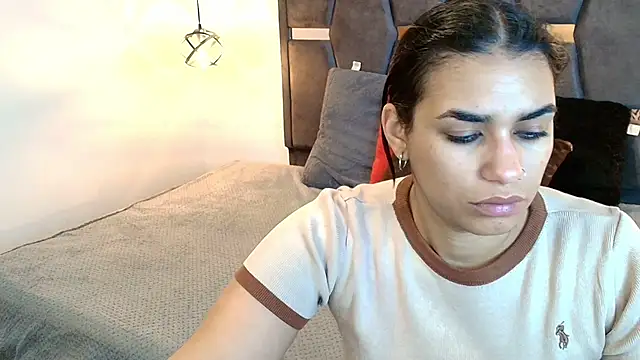 Lia Blake  online show from April 2026 12:12:01 PM