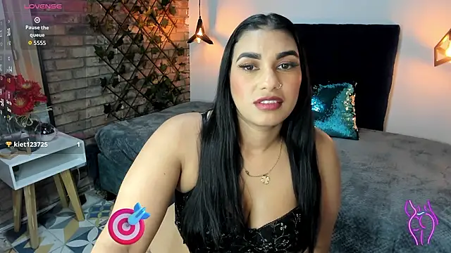 Lia Blake  online show from March 2026 12:39:01 AM