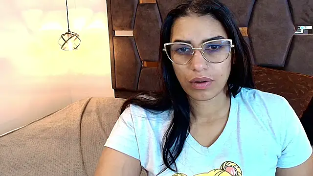 Lia Blake  online show from April 2026 11:58:01 AM