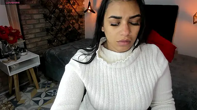 Lia Blake  online show from March 2026 01:04:01 PM