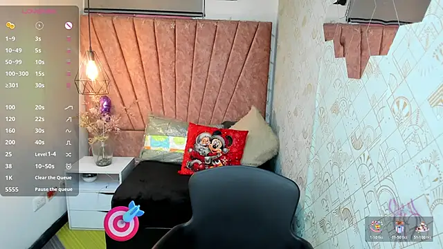 Lia Blake  online show from January 2026 12:12:01 PM