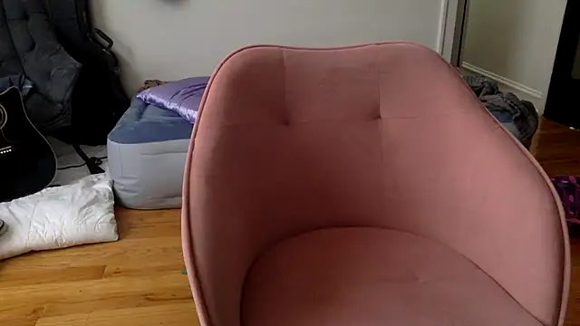 slutzilly online show from March 2026 04:51:01 PM