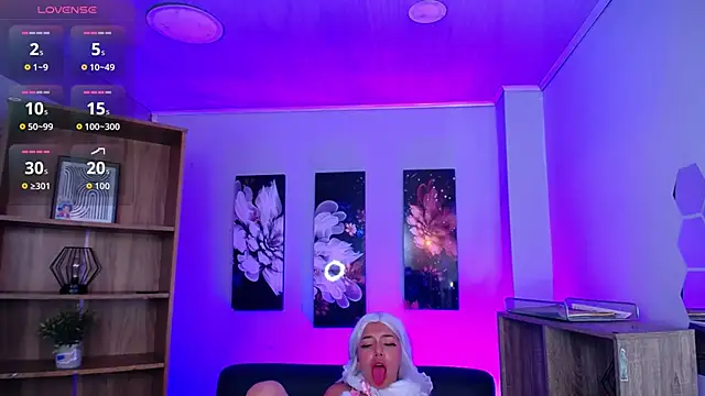 roseefancy online show from September 2025 11:43:01 AM