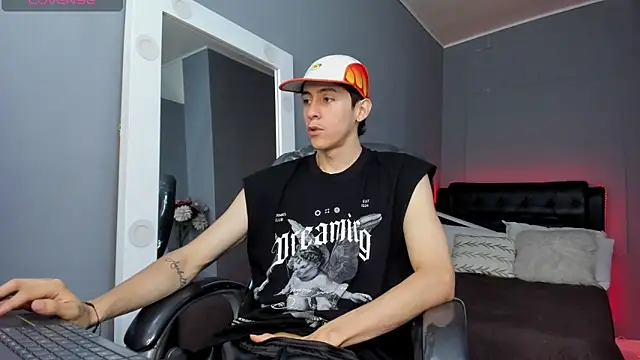 Snapshot of Jhon_snow22 chatting on September 2025 03:06:01 PM Jhon snow22 online show from September 2025 03:06:01 PM