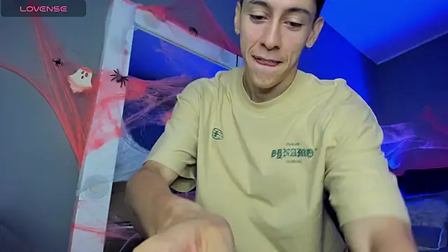 Snapshot of Jhon_snow22 chatting on October 2025 10:49:01 AM Jhon snow22 online show from October 2025 10:49:01 AM