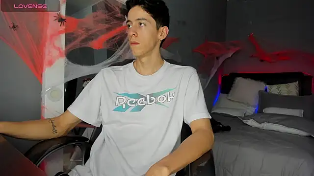 Snapshot of Jhon_snow22 chatting on October 2025 03:33:01 PM Jhon snow22 online show from October 2025 03:33:01 PM