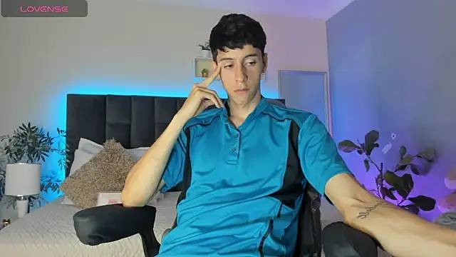 Snapshot of Jhon_snow22 chatting on November 2025 03:04:01 PM Jhon snow22 online show from November 2025 03:04:01 PM