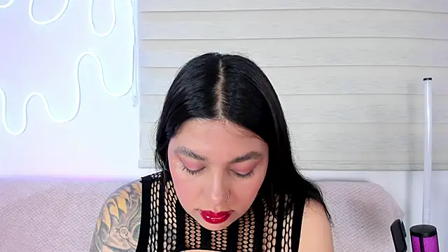 missweetpeach online show from January 2026 01:23:02 AM