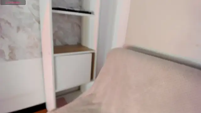missweetpeach online show from May 2026 12:02:01 AM