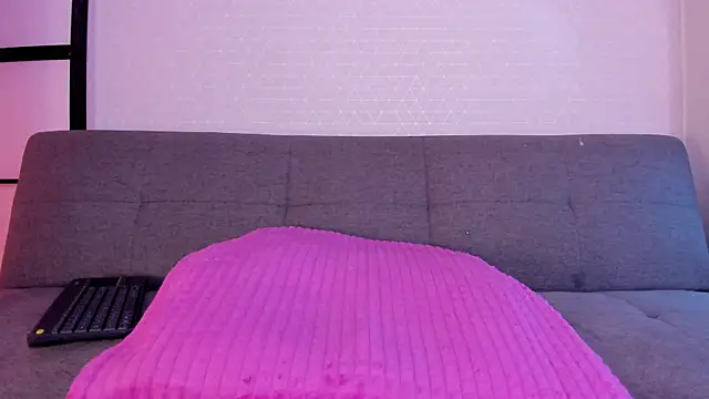 Snapshot of missweetpeach chatting on July 2026 02:55:02 AM missweetpeach online show from July 2026 02:55:02 AM