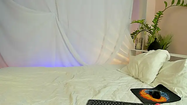 SherlockMax online show from April 2026 07:20:02 PM