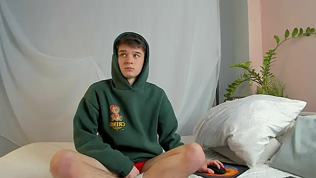 SherlockMax online show from March 2026 06:52:01 PM