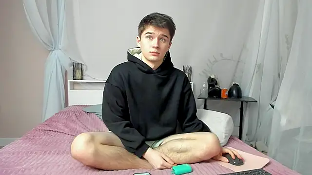 SherlockMax online show from January 2026 10:33:02 AM