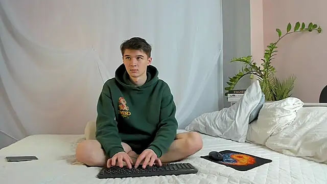 SherlockMax online show from March 2026 04:36:01 AM