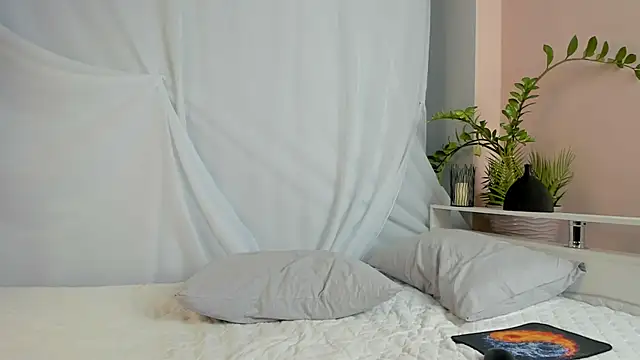 SherlockMax online show from April 2026 07:18:01 PM