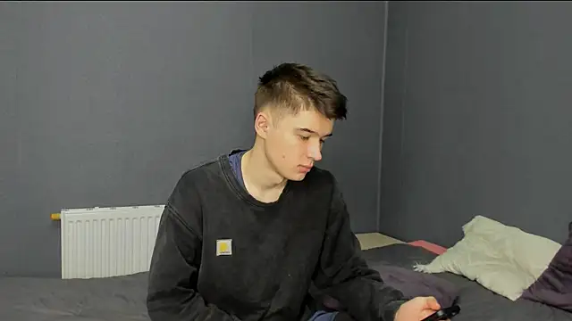 SherlockMax online show from November 2025 09:30:01 PM