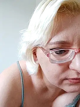 VikaKing online show from September 2025 08:05:01 AM