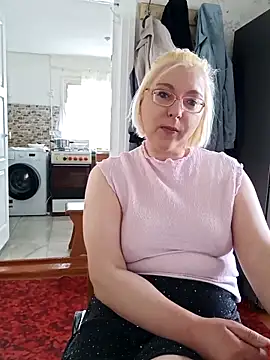 VikaKing online show from March 2026 09:18:02 AM