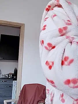 VikaKing online show from November 2025 10:19:01 AM