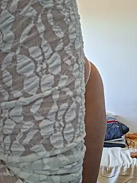 Snapshot of VikaKing chatting on December 2025 10:31:02 AM VikaKing online show from December 2025 10:31:02 AM