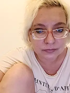 VikaKing online show from October 2025 09:16:02 PM