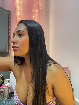 ericajohnson  online show from October 2025 03:57:01 PM