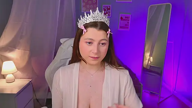 Queen Michelle  online show from March 2026 10:41:01 PM