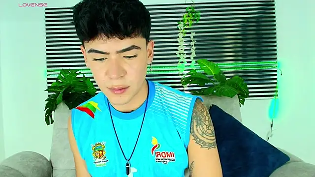 CamiiGuzmanX online show from January 2026 08:45:02 PM