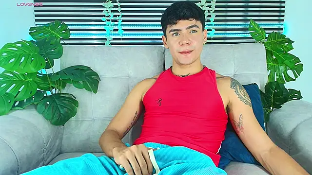 CamiiGuzmanX online show from April 2026 08:26:02 PM