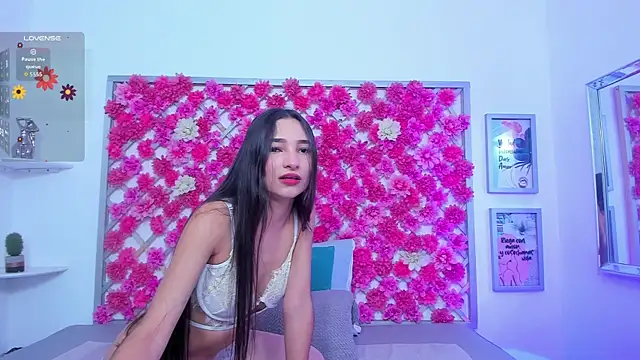 hannah miller 1 online show from December 2025 11:53:02 AM