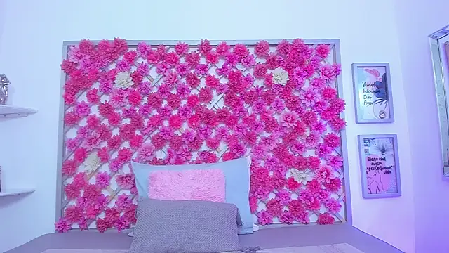 hannah miller 1 online show from January 2026 01:28:01 PM