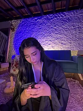 kaori 77 online show from April 2026 07:45:01 AM