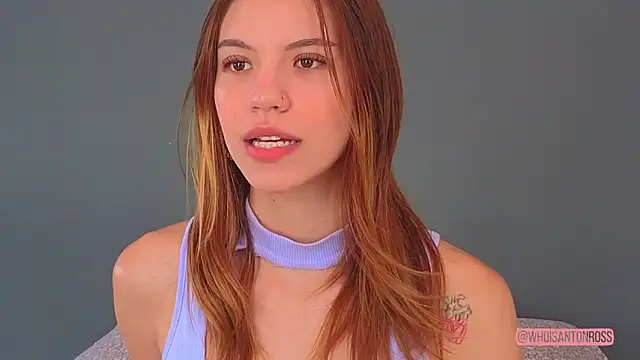 AntonellaaRossii online show from April 2026 01:23:02 PM