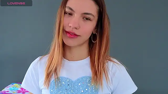 AntonellaaRossii online show from November 2025 02:32:02 PM