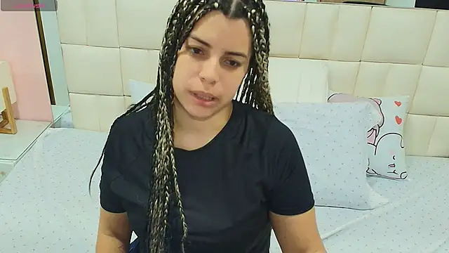 gisell gomez online show from November 2025 12:27:01 PM