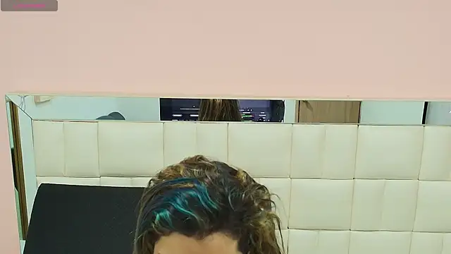 gisell gomez online show from November 2025 12:11:02 PM