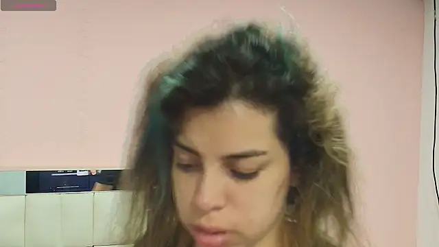 gisell gomez online show from December 2025 12:22:02 PM