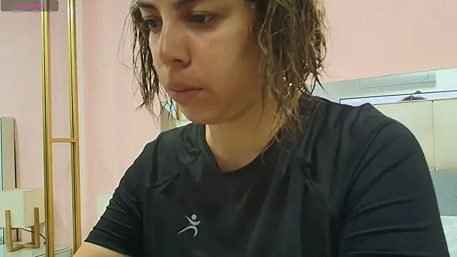 gisell gomez online show from January 2026 12:56:01 PM